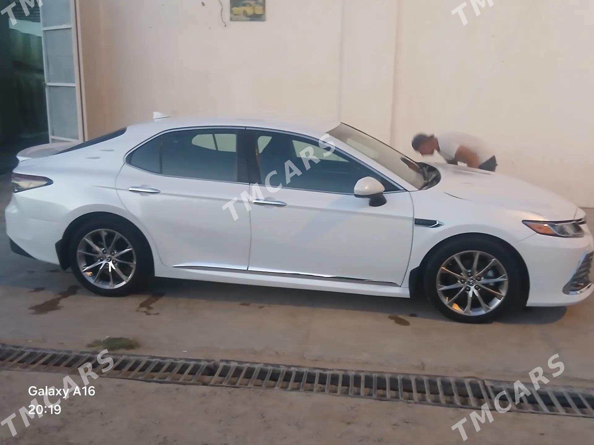 Toyota Camry 2023 - 320 000 TMT - Мары - img 7