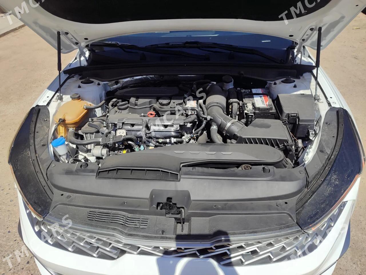 Kia K5 2021 - 240 000 TMT - Tejen - img 8