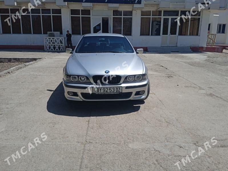 BMW E39 2000 - 108 000 TMT - Кёнеургенч - img 8