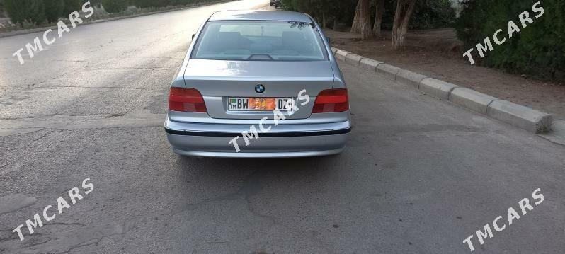 BMW 520 1998 - 90 000 TMT - Дашогуз - img 1