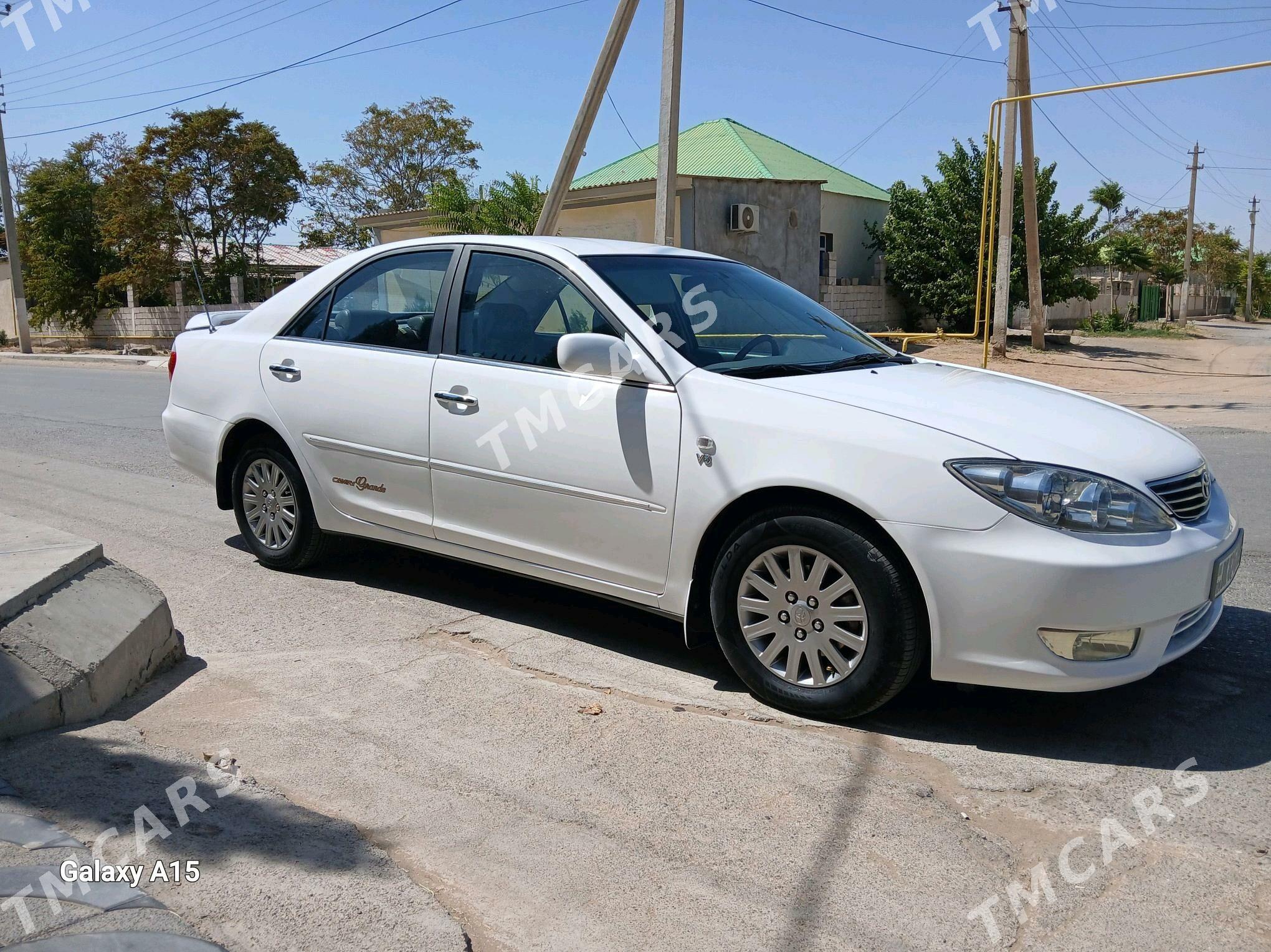 Toyota Camry 2004 - 165 000 TMT - Çoganly - img 4