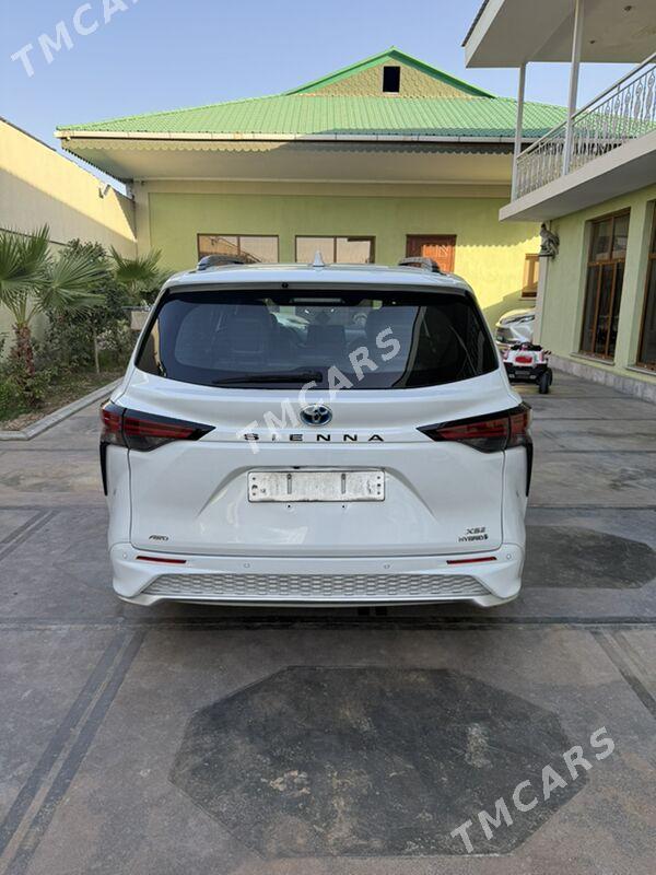 Toyota Sienna 2021 - 470 400 TMT - Aşgabat - img 3