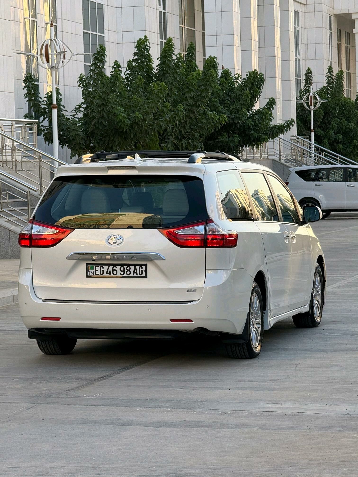 Toyota Sienna 2019 - 450 800 TMT - Ашхабад - img 5