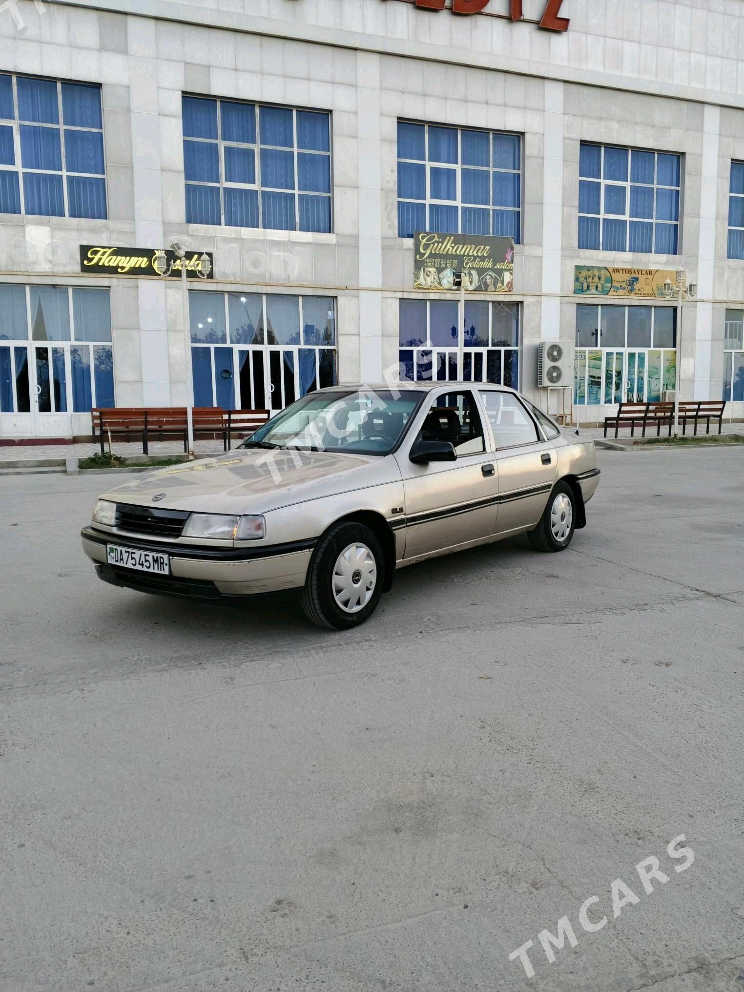 Opel Vectra 1990 - 30 000 TMT - Mary - img 3