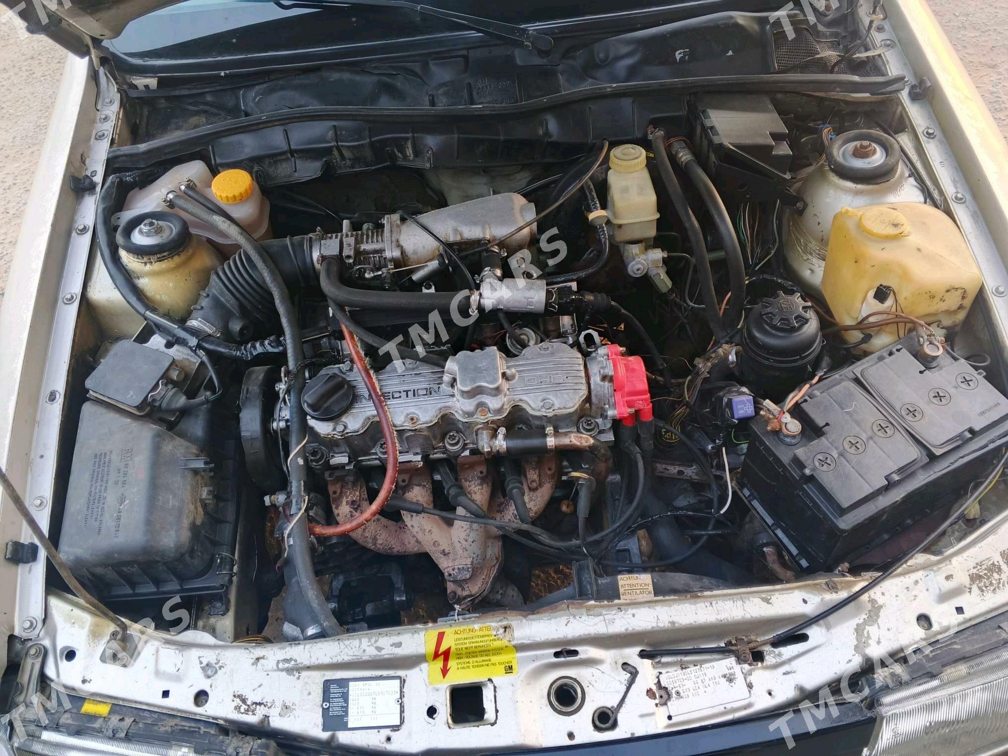 Opel Vectra 1990 - 30 000 TMT - Mary - img 6