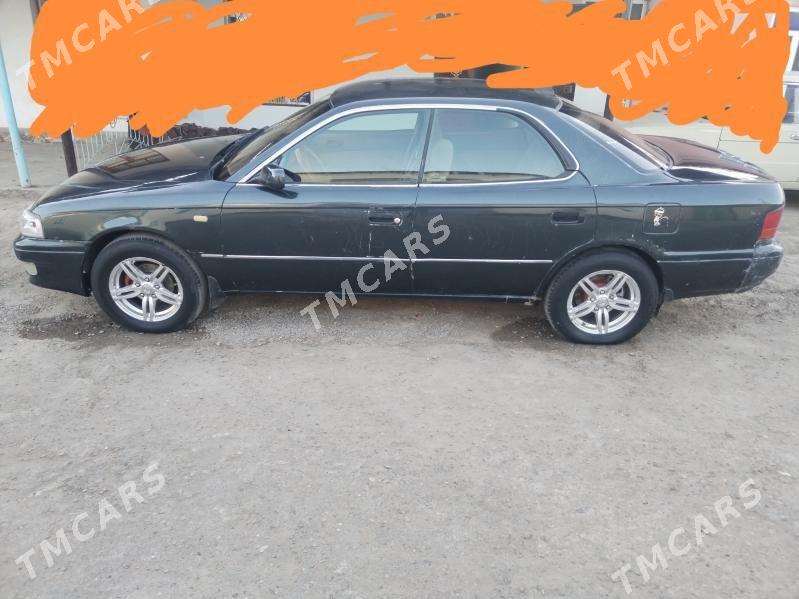 Toyota Camry 1994 - 40 000 TMT - Dänew - img 4