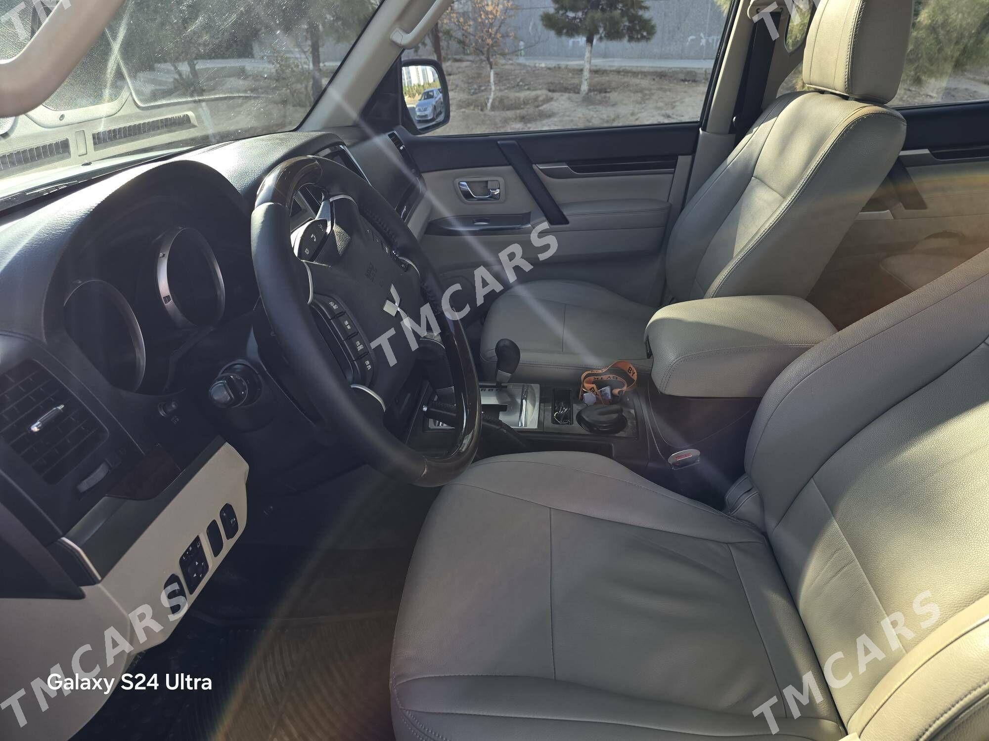Mitsubishi Pajero 2016 - 328 000 TMT - Aşgabat - img 9