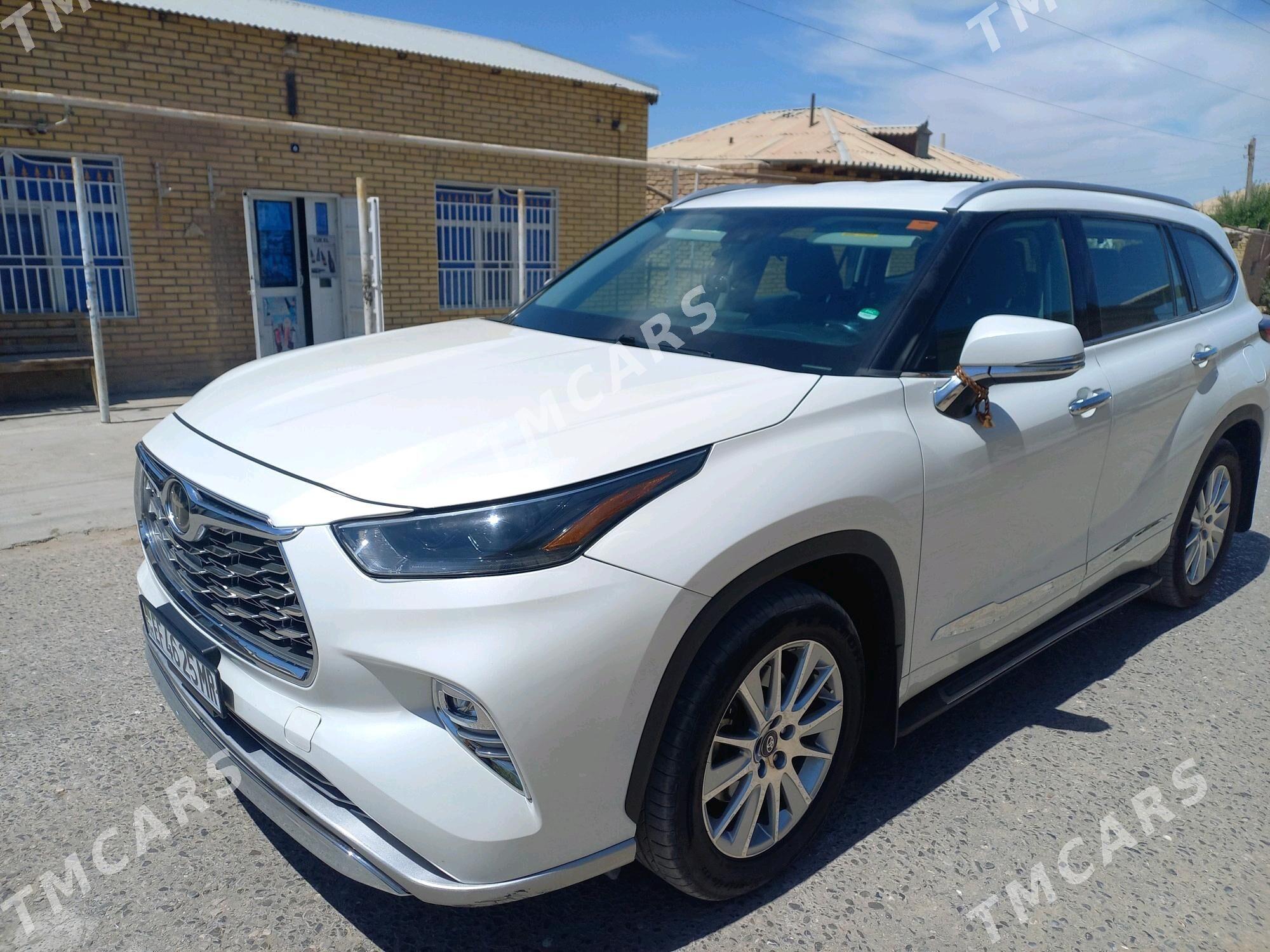 Toyota Highlander 2021 - 480 000 TMT - Мары - img 2