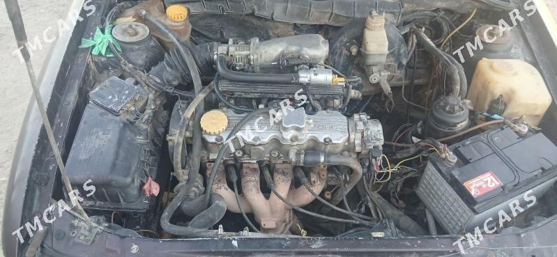 Opel Vectra 1991 - 20 000 TMT - Гурбансолтан Едже - img 5