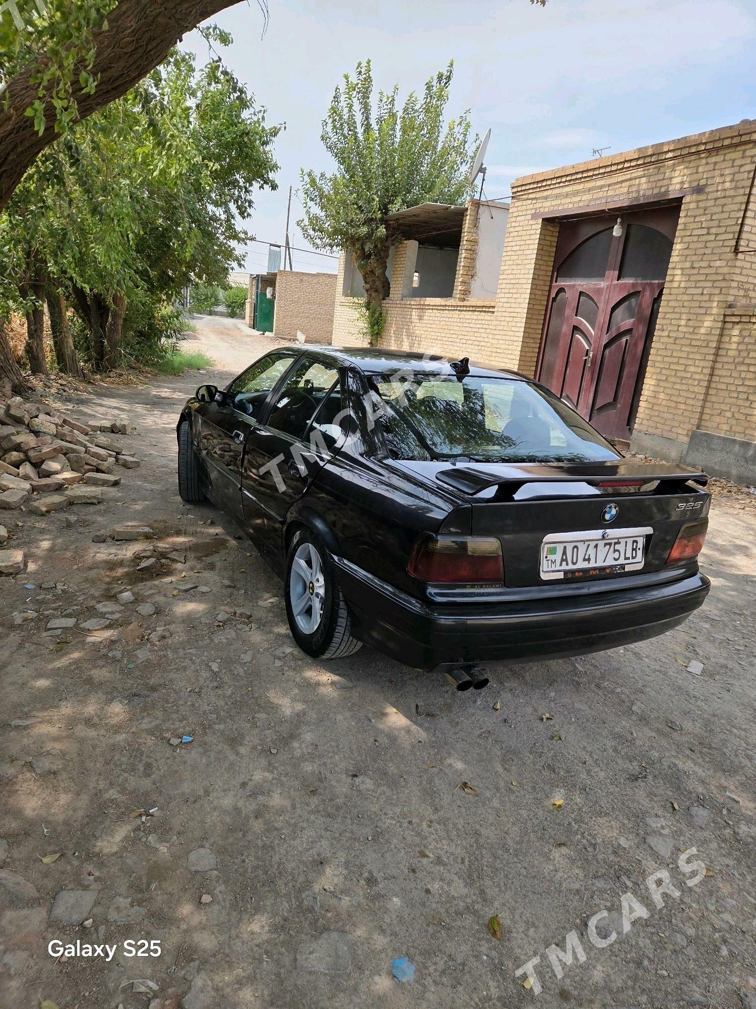 BMW 3 Series 1992 - 40 000 TMT - Dänew - img 3