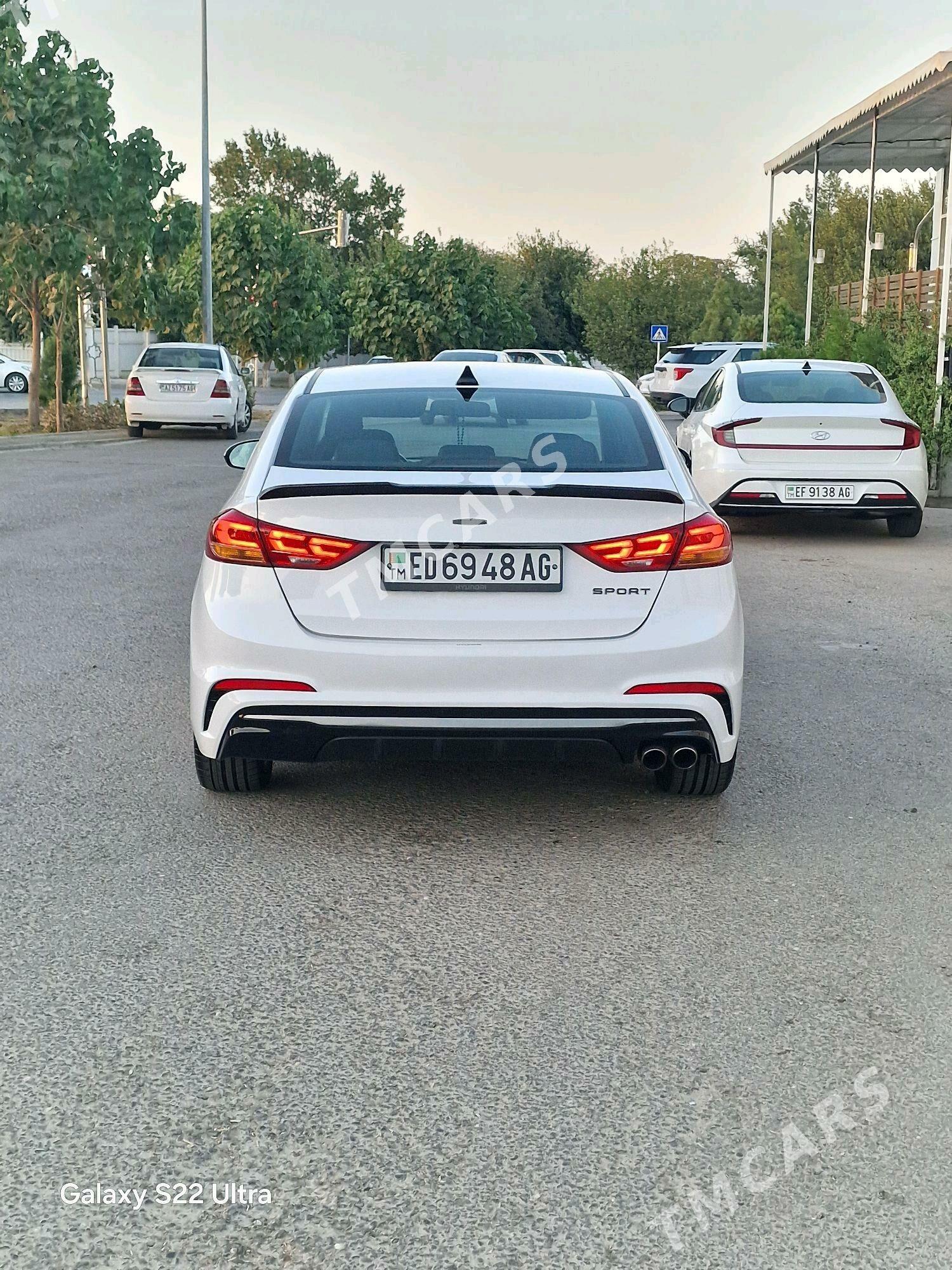 Hyundai Elantra 2017 - 180 000 TMT - Ашхабад - img 6