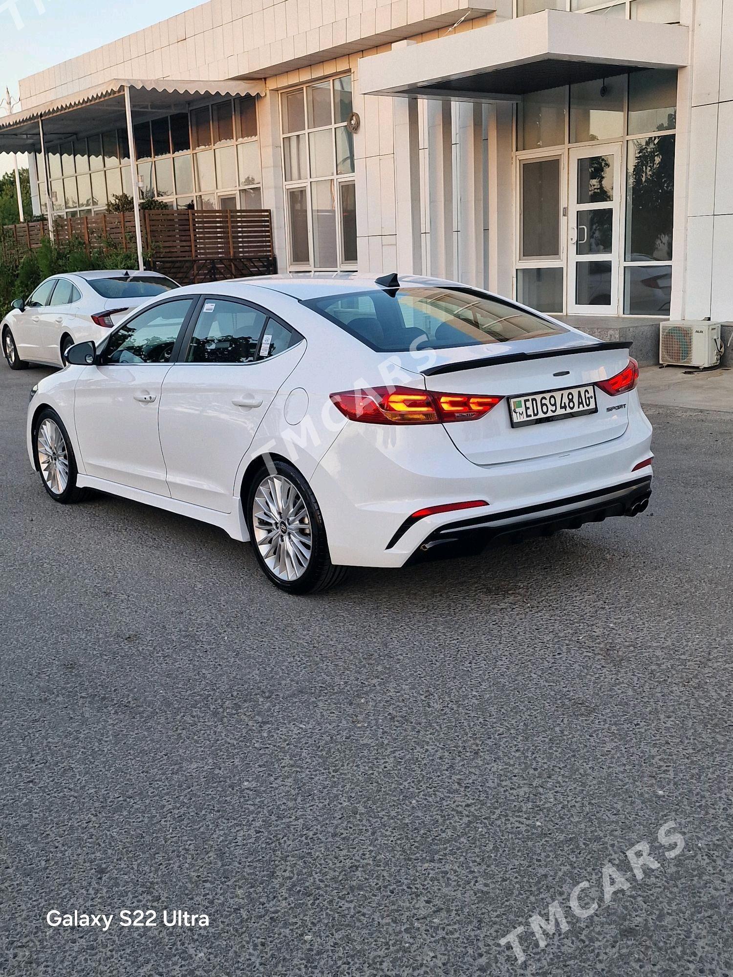 Hyundai Elantra 2017 - 180 000 TMT - Ашхабад - img 4