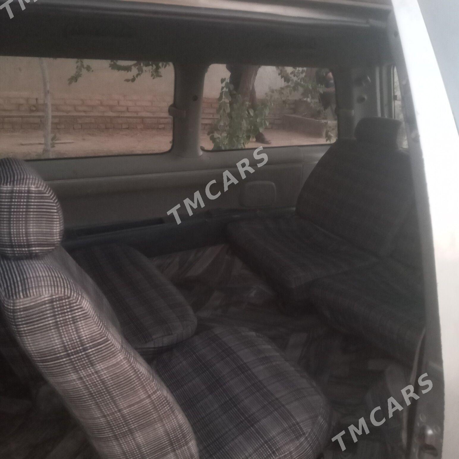Toyota Town Ace 1994 - 35 000 TMT - Гурбансолтан Едже - img 6