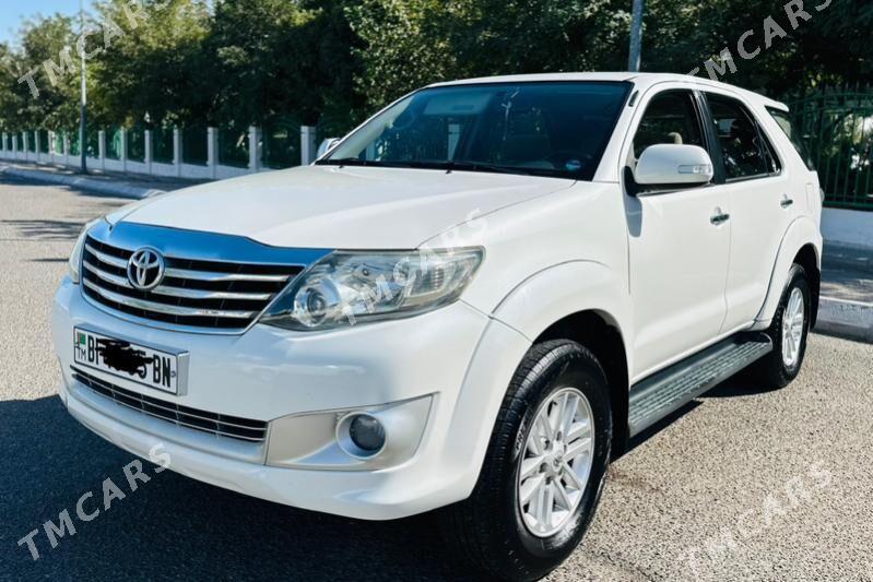 Toyota Fortuner 2013 - 340 000 TMT - Türkmenbaşy - img 9