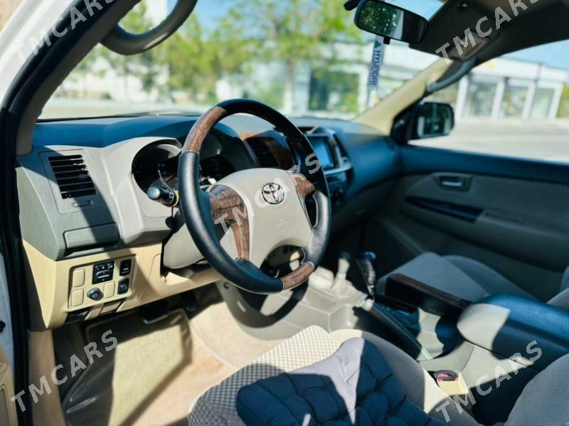 Toyota Fortuner 2013 - 340 000 TMT - Türkmenbaşy - img 8