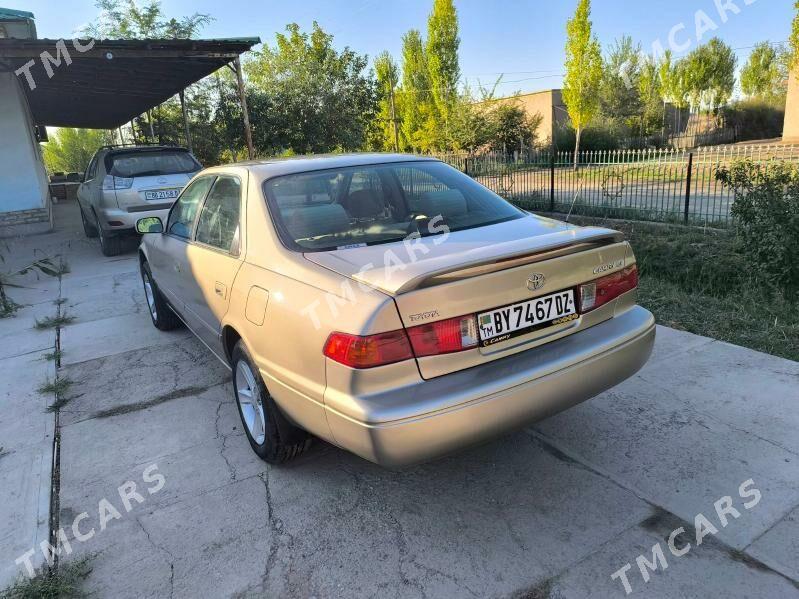 Toyota Camry 2001 - 135 000 TMT - Кёнеургенч - img 3
