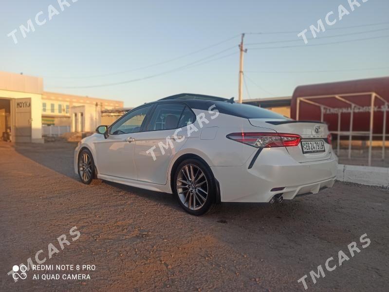 Toyota Camry 2018 - 320 000 TMT - Türkmenabat - img 8