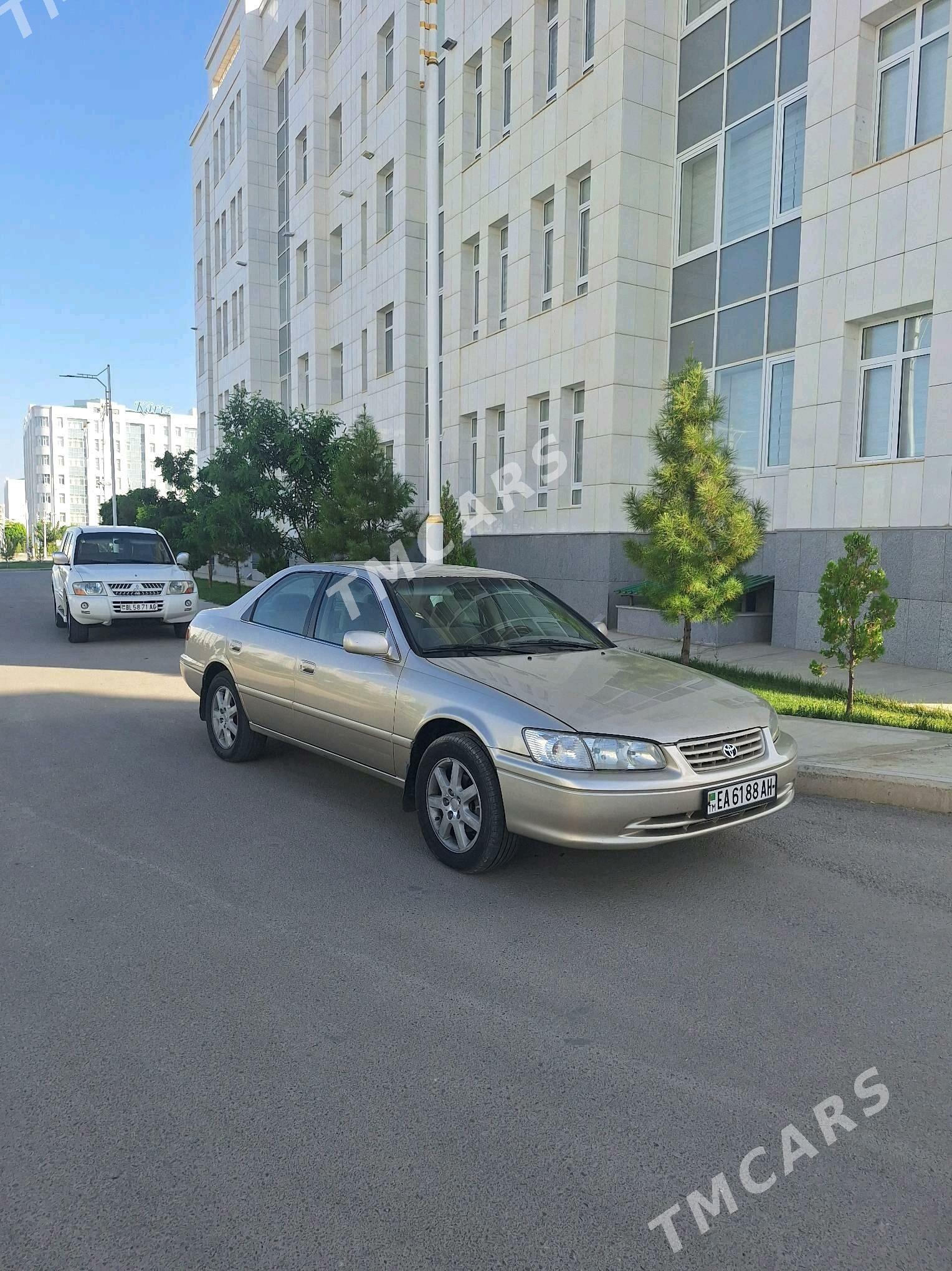 Toyota Camry 2000 - 154 000 TMT - Bäherden - img 3