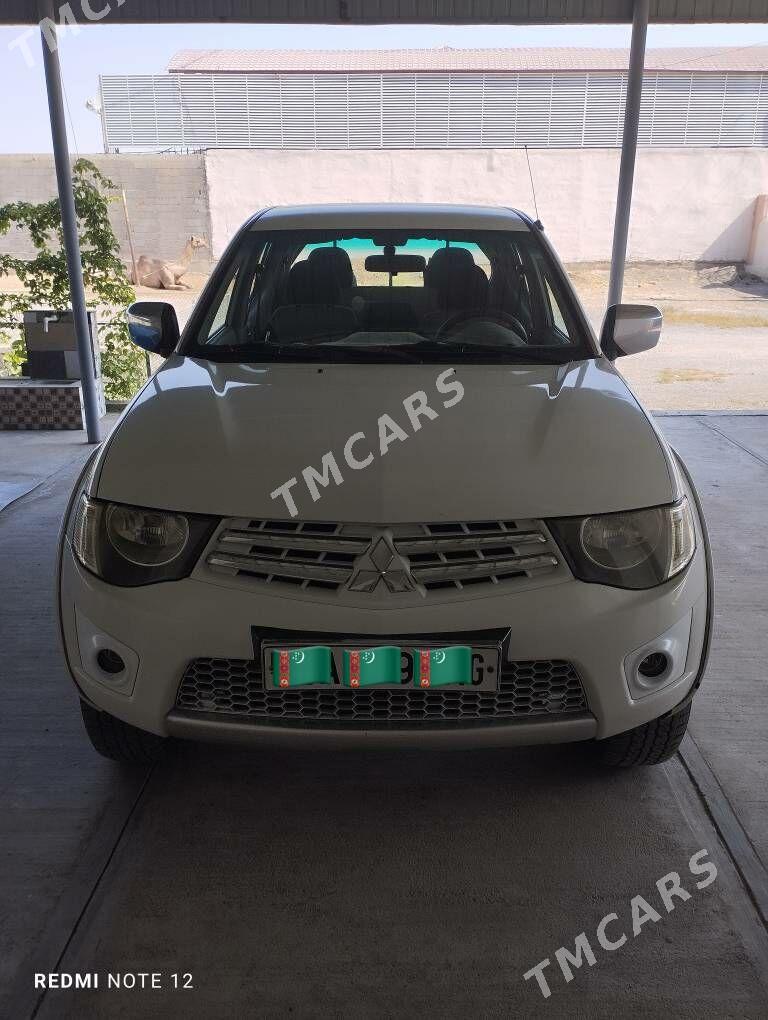 Mitsubishi L200 2012 - 190 000 TMT - Aşgabat - img 3