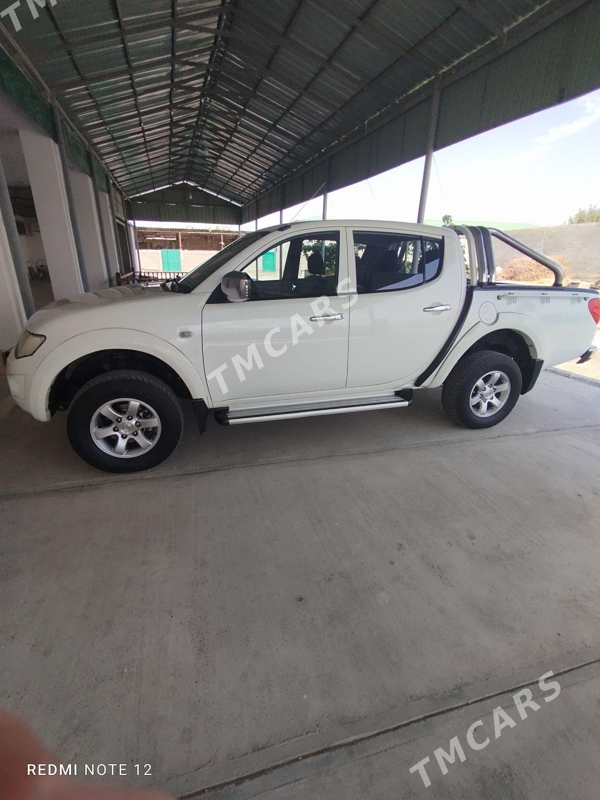 Mitsubishi L200 2012 - 190 000 TMT - Aşgabat - img 4