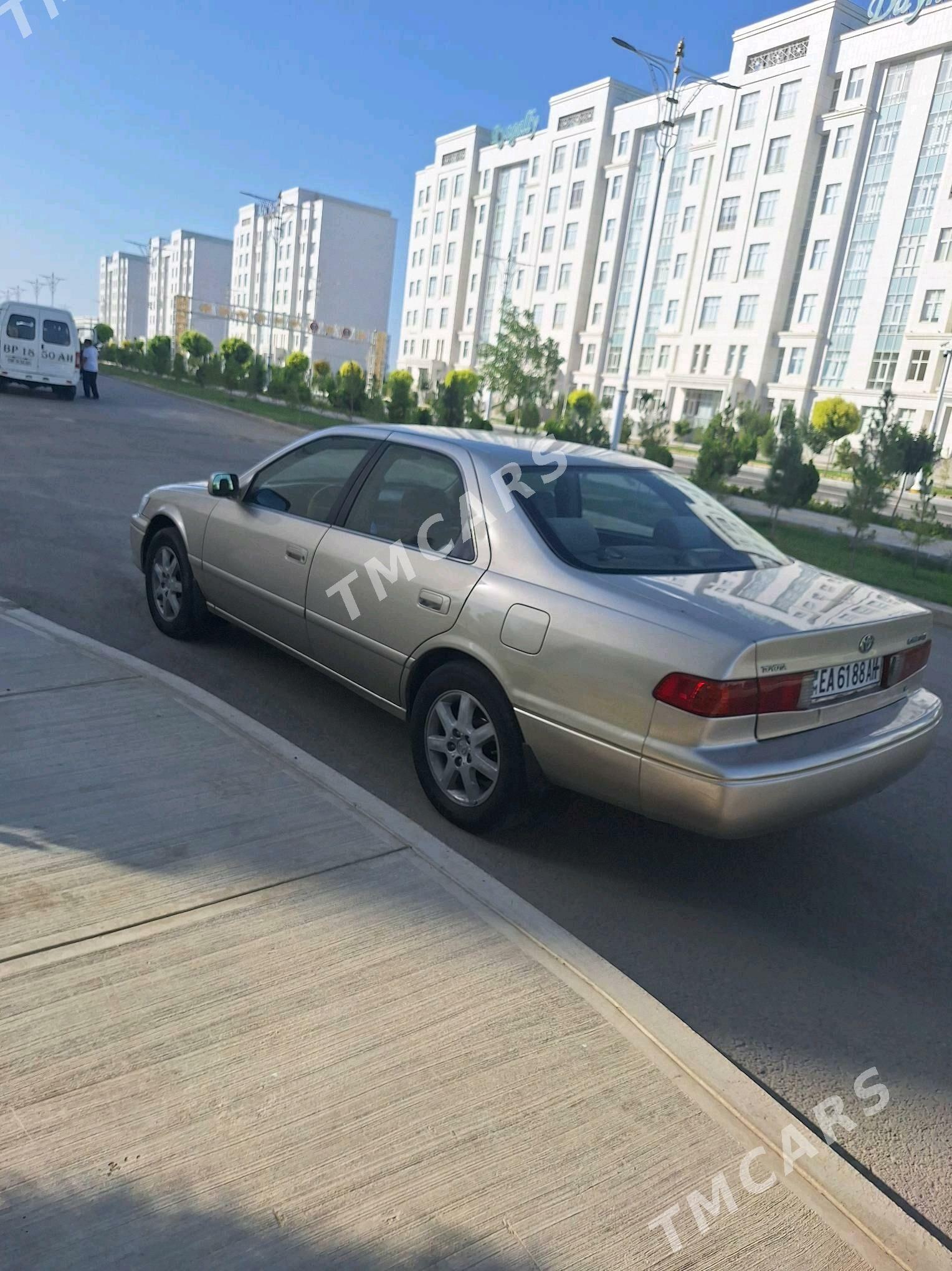 Toyota Camry 2000 - 154 000 TMT - Bäherden - img 5