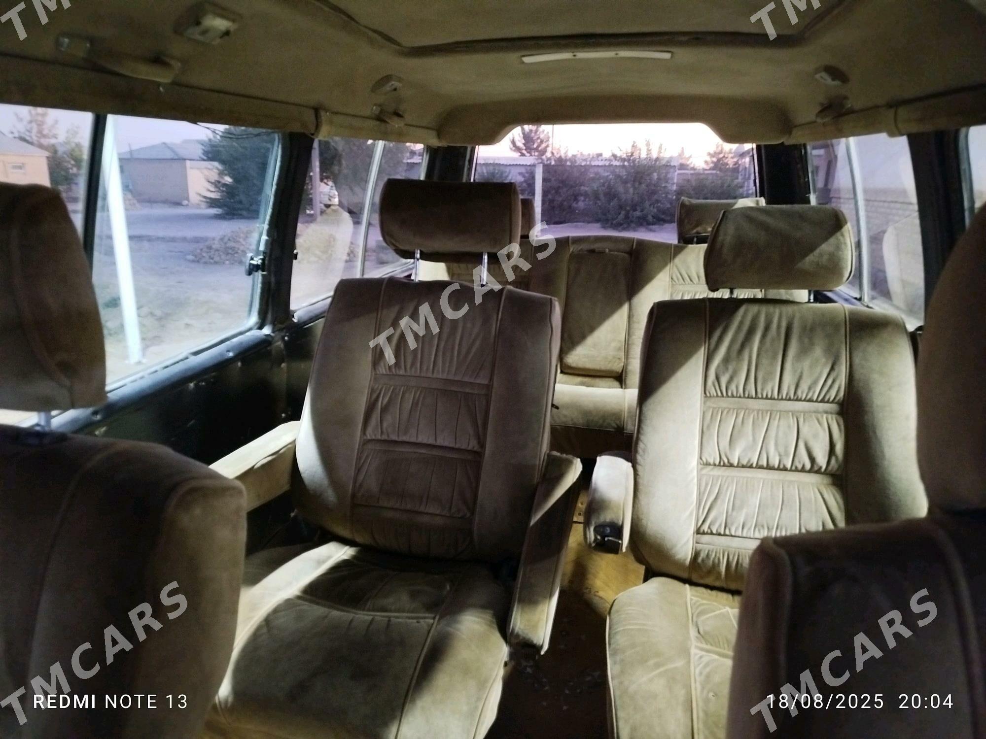 Toyota Hiace 1987 - 40 000 TMT - Murgap - img 2