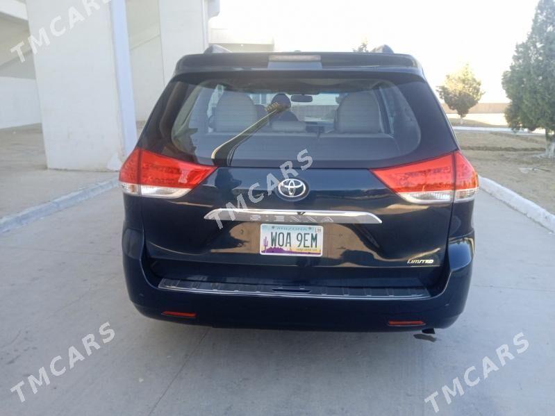 Toyota Sienna 2010 - 290 000 TMT - Mary - img 2