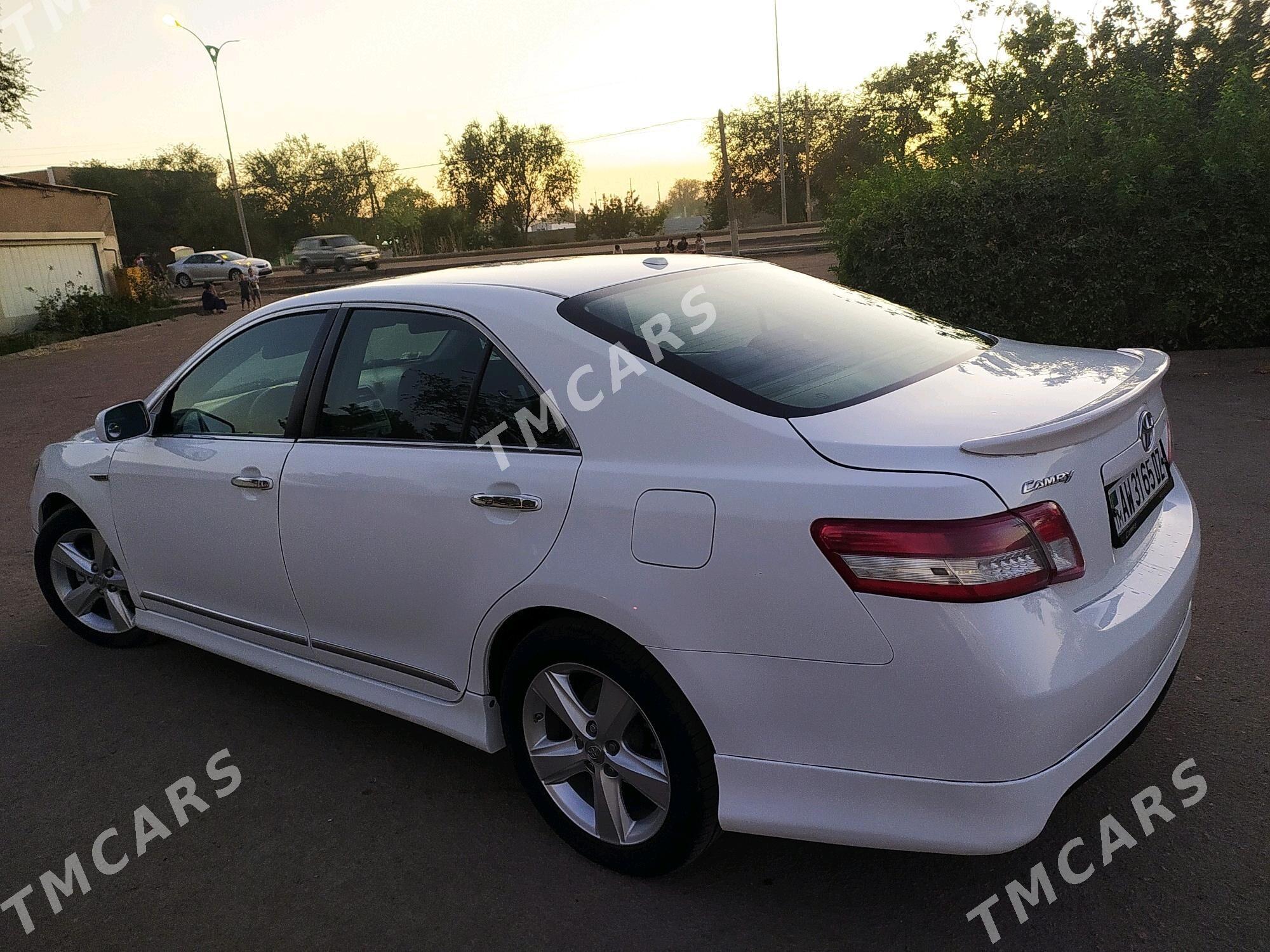 Toyota Camry 2009 - 185 000 TMT - Köneürgenç - img 3