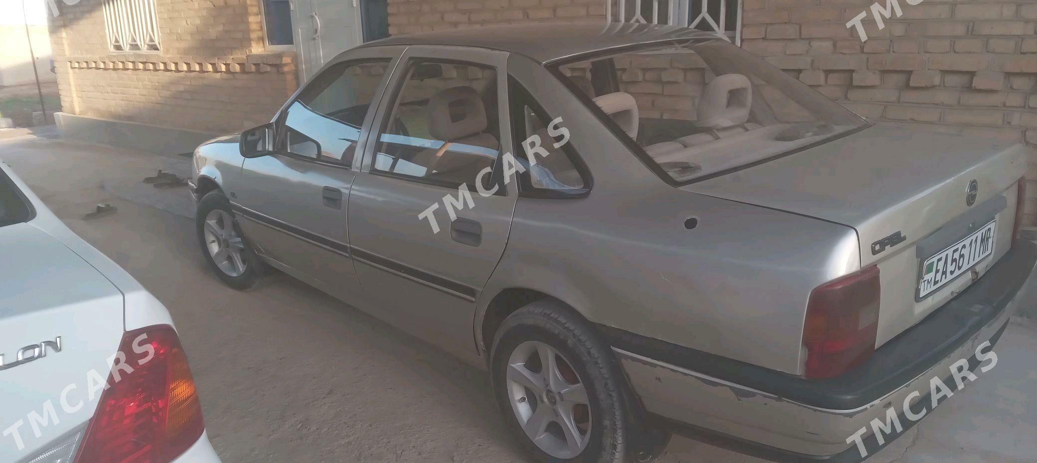 Opel Vectra 1990 - 28 000 TMT - Векильбазар - img 2