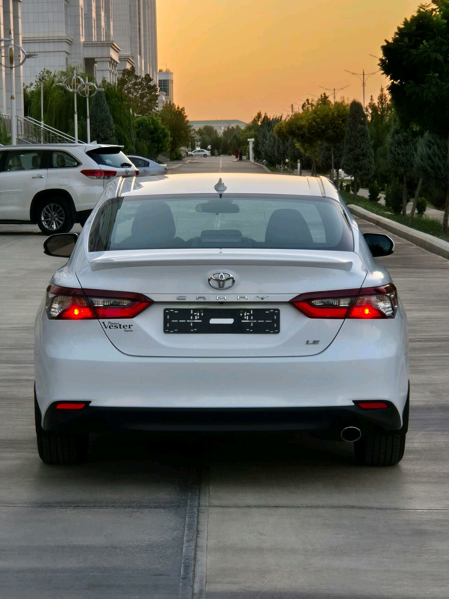 Toyota Camry 2021 - 329 000 TMT - Aşgabat - img 4