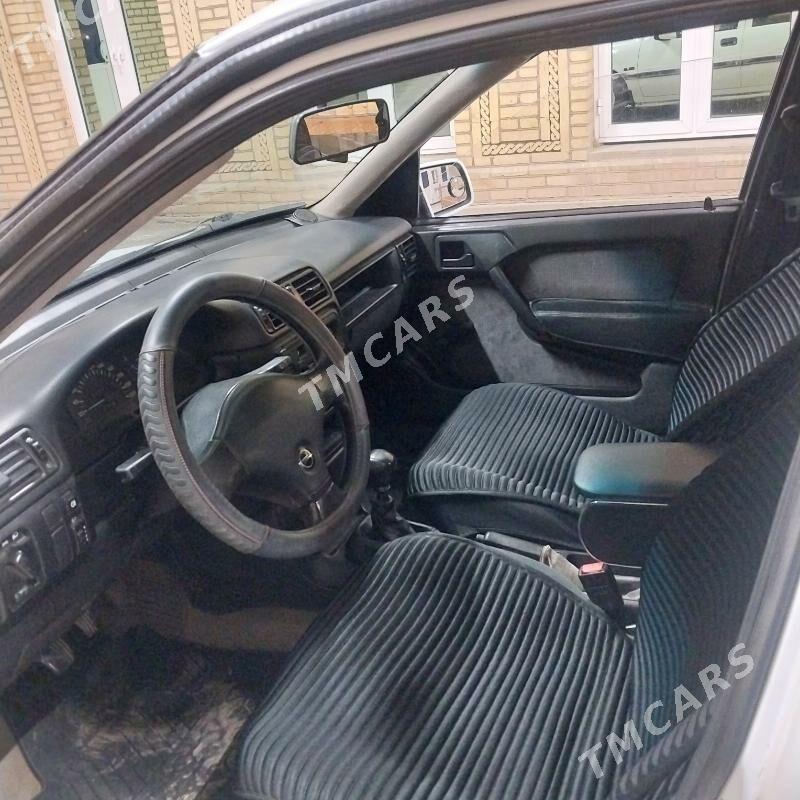 Opel Vectra 1992 - 52 000 TMT - Dänew - img 3