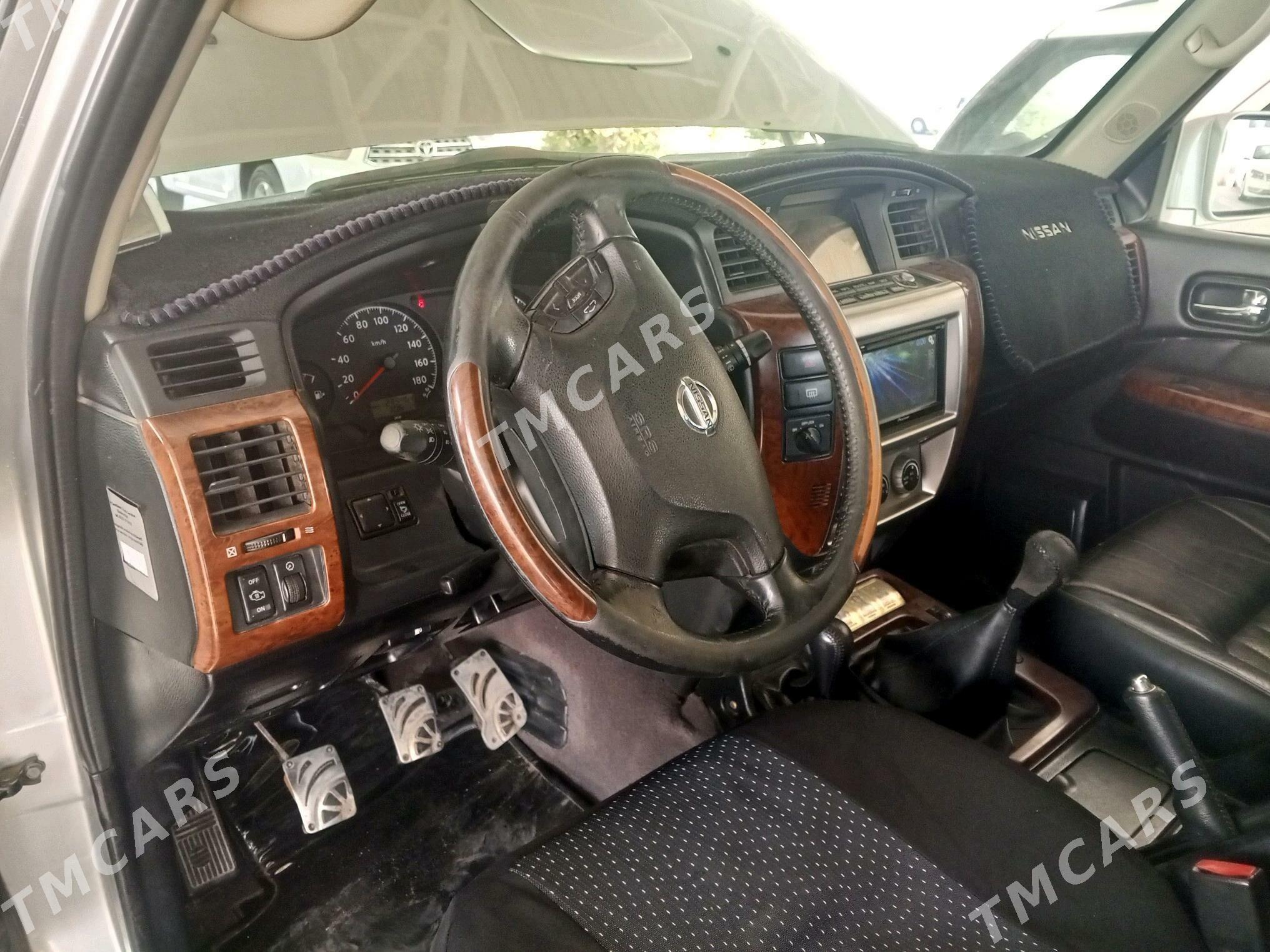 Nissan Patrol 2005 - 355 000 TMT - Aşgabat - img 5