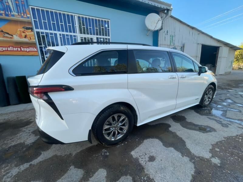 Toyota Sienna 2022 - 450 000 TMT - Туркменабат - img 3