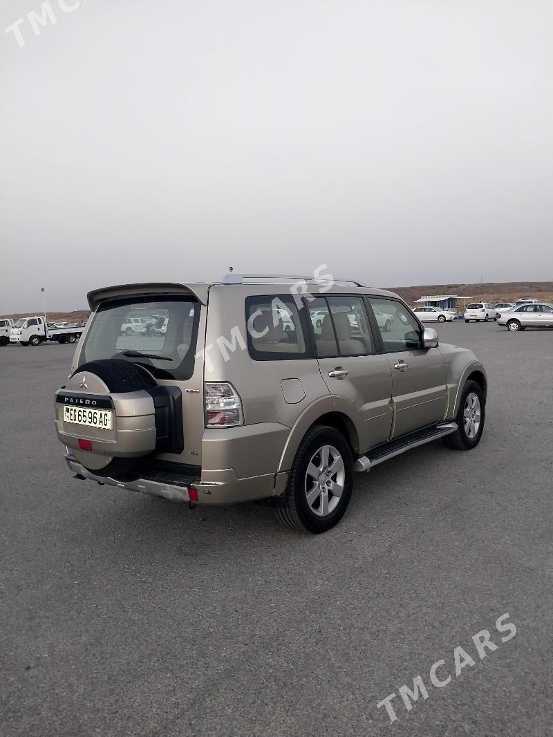 Mitsubishi Pajero 2007 - 210 000 TMT - Sowetskiý köç. (Garaşsyzlyk şaýoly) - img 2