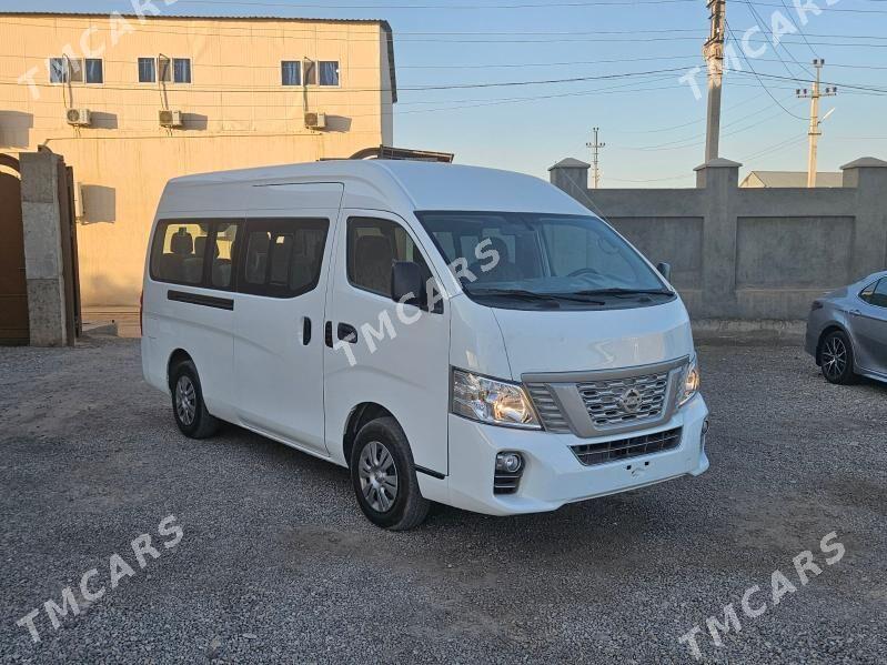 Nissan Urvan 2021 - 420 000 TMT - Mary - img 2