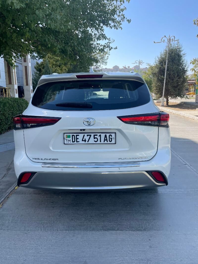 Toyota Highlander 2021 - 555 000 TMT - Aşgabat - img 4