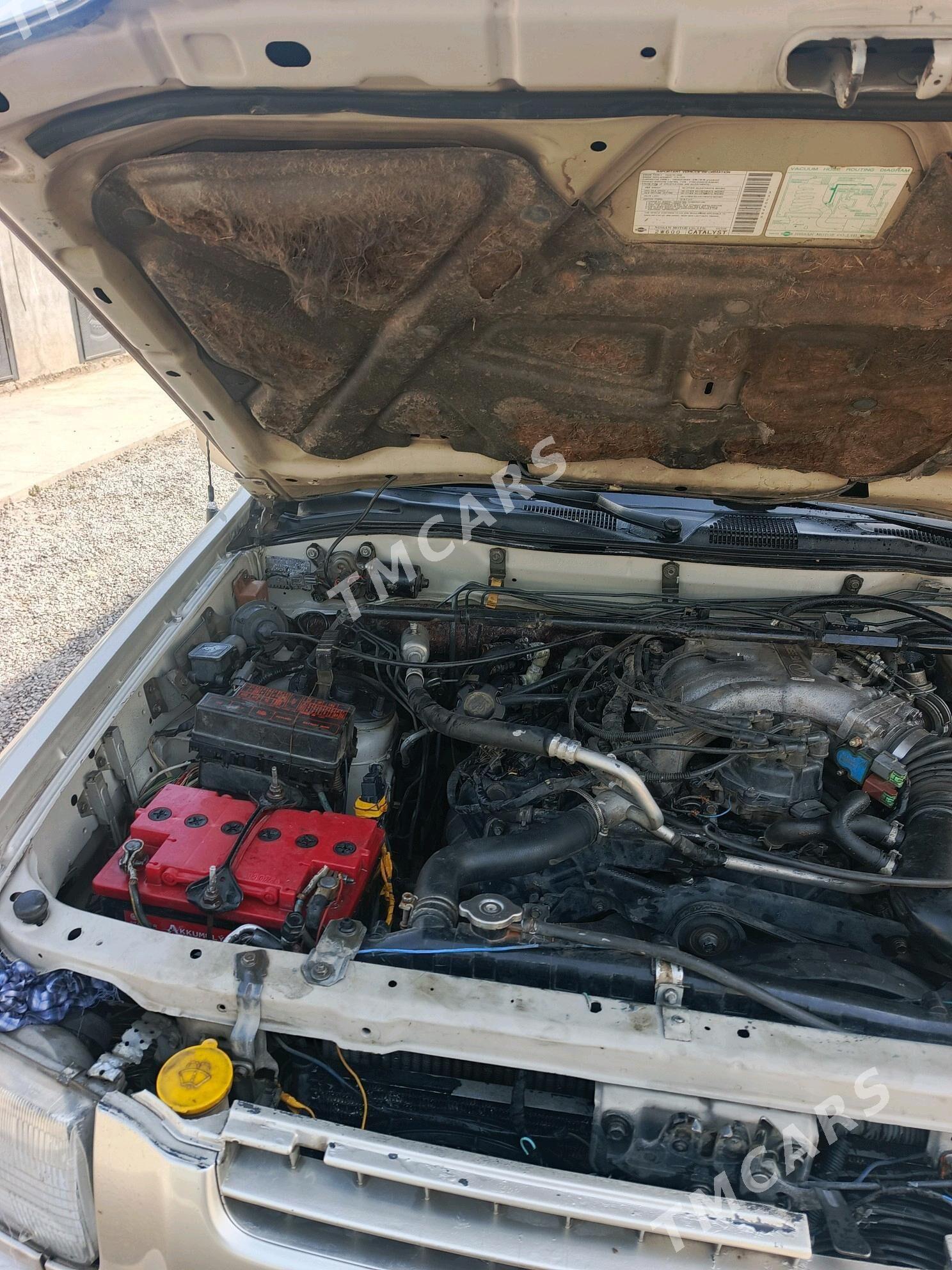 Infiniti QX4 2000 - 110 000 TMT - Aşgabat - img 4