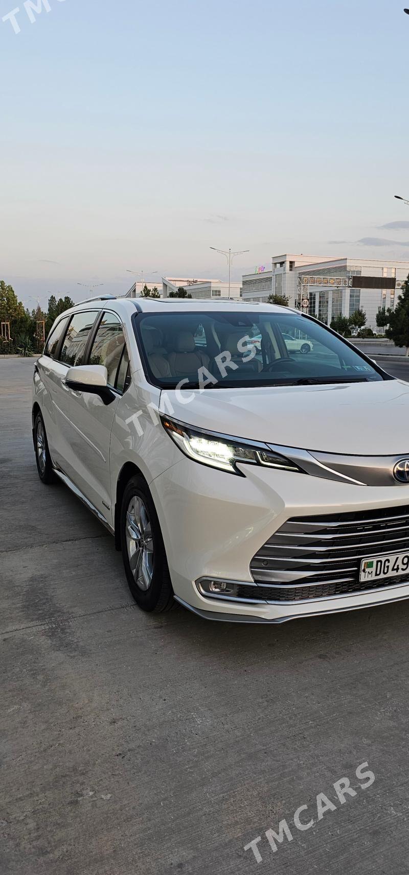 Toyota Sienna 2021 - 680 000 TMT - Ашхабад - img 2