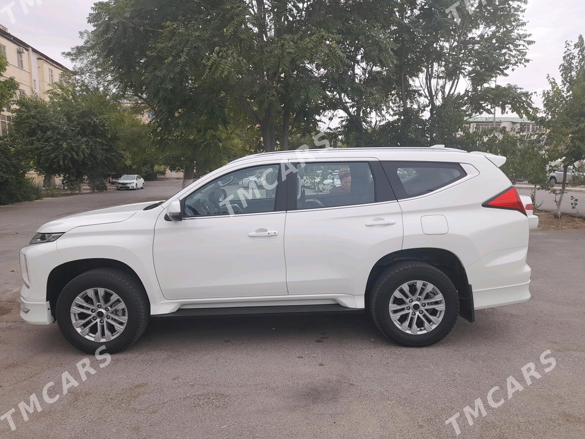 Mitsubishi Montero Sport 2023 - 580 000 TMT - Aşgabat - img 6