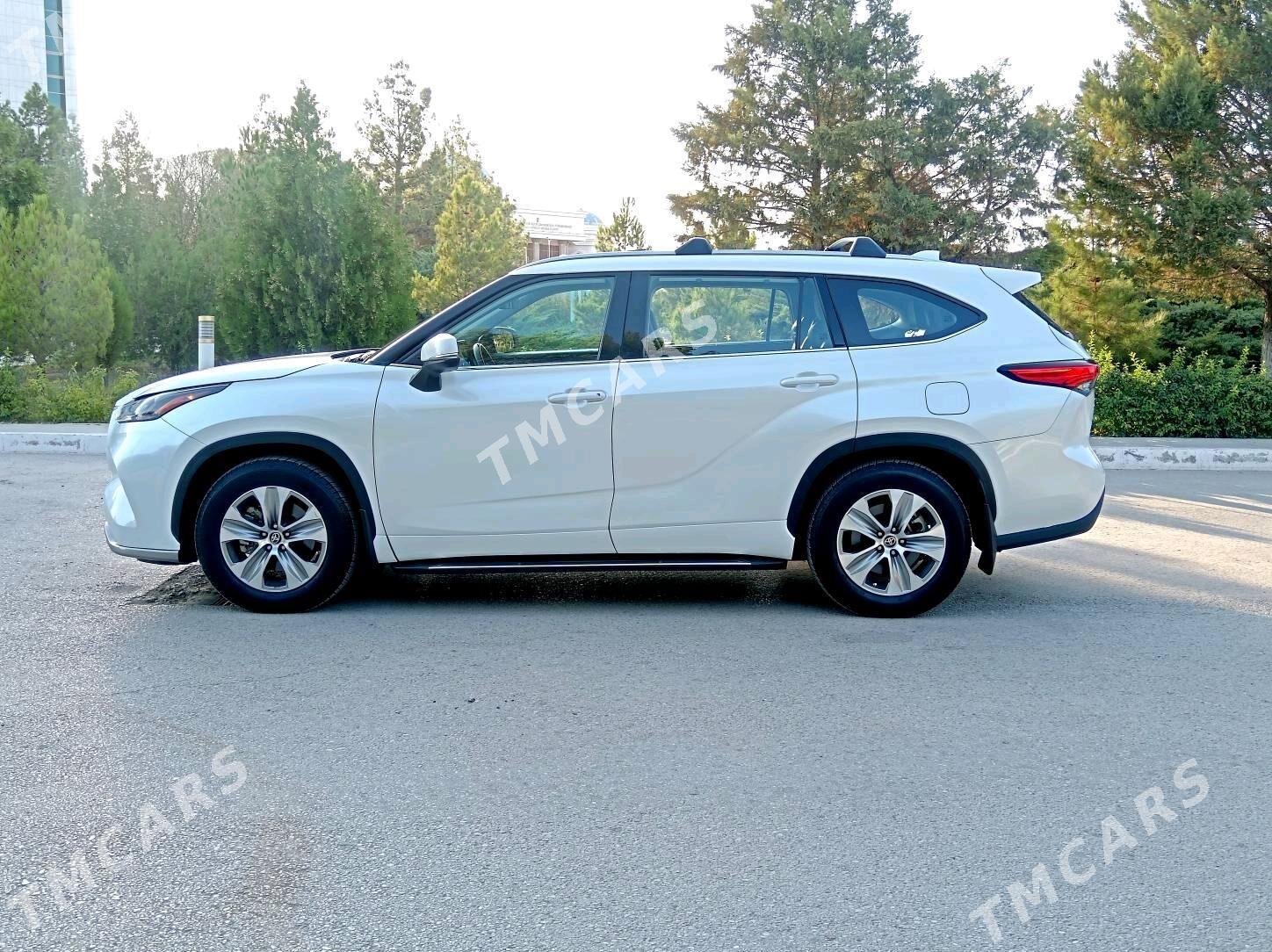 Toyota Highlander 2021 - 595 000 TMT - Балканабат - img 8