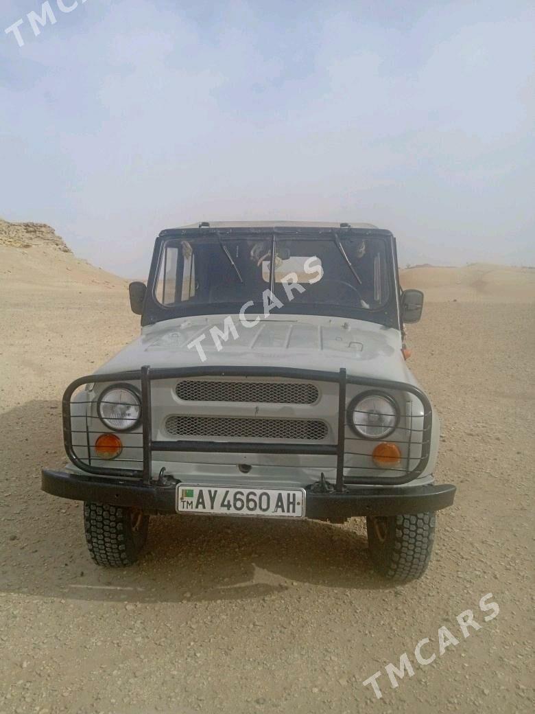 UAZ 469 1988 - 40 000 TMT - Ак-Бугдайский этрап - img 3