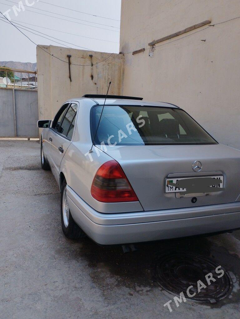 Mercedes-Benz C280 1994 - 40 000 TMT - Türkmenbaşy - img 2