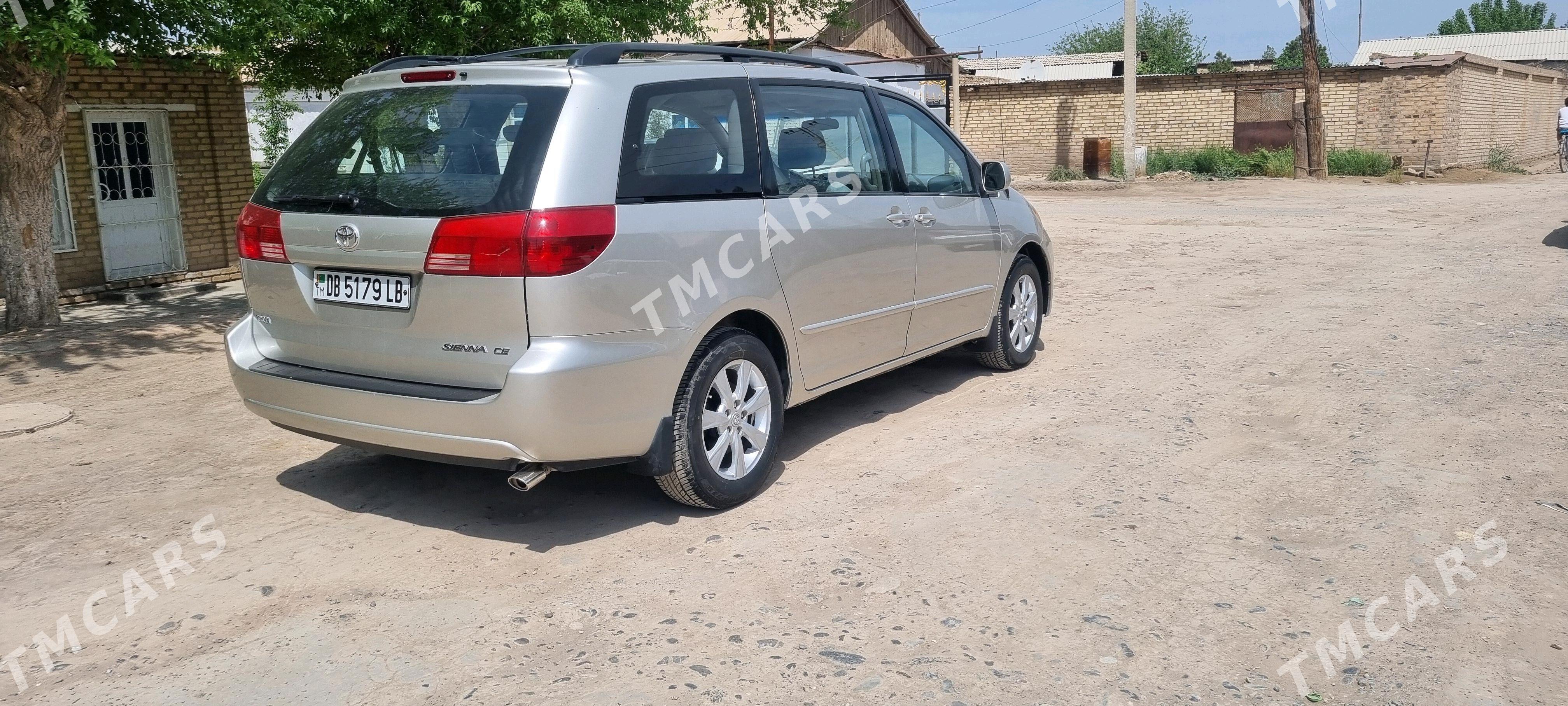Toyota Sienna 2005 - 235 000 TMT - Kerki - img 3