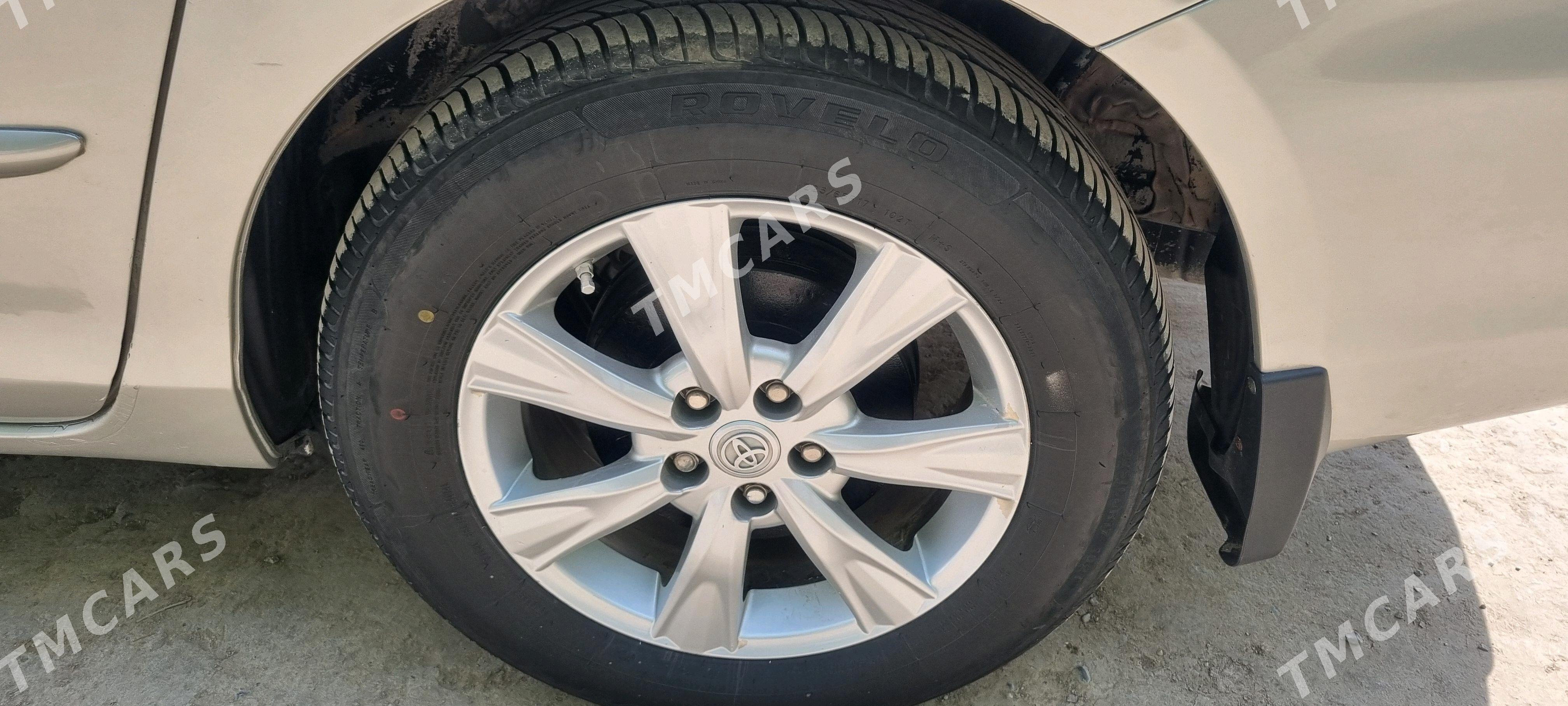 Toyota Sienna 2005 - 235 000 TMT - Kerki - img 6