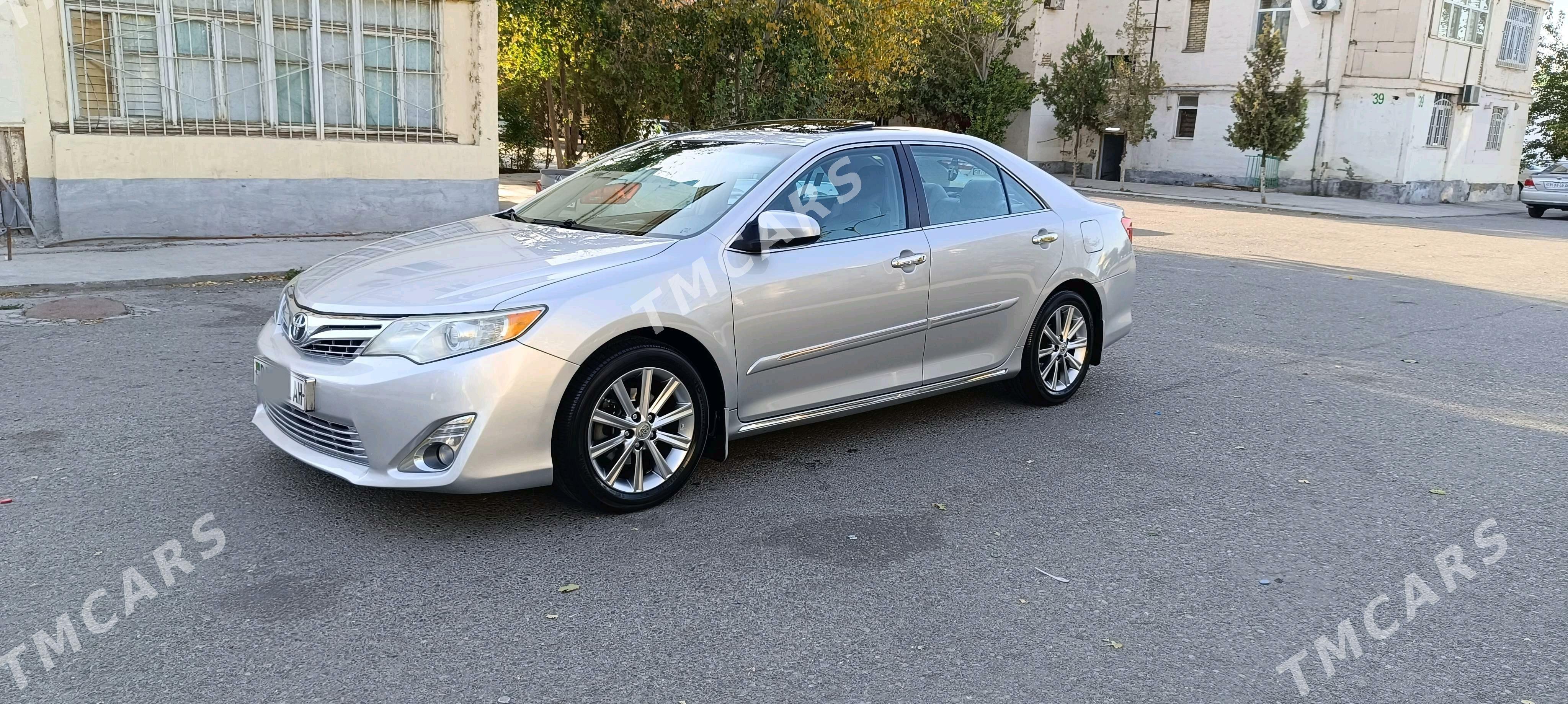 Toyota Camry 2012 - 250 000 TMT - Bedew - img 2