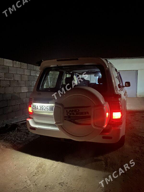 Toyota Land Cruiser 2000 - 220 000 TMT - Hazar - img 10