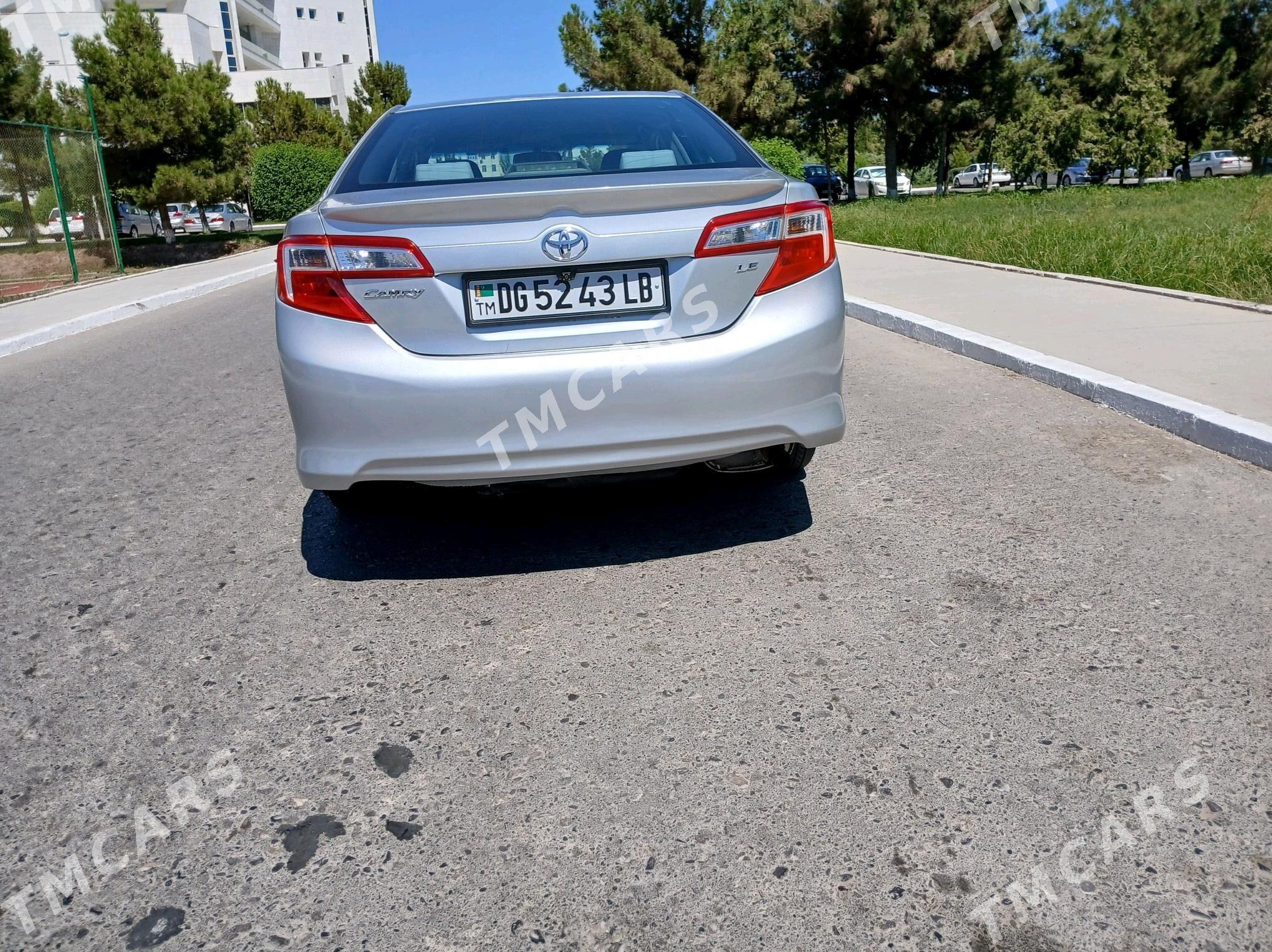 Toyota Camry 2012 - 220 000 TMT - Çärjew - img 8