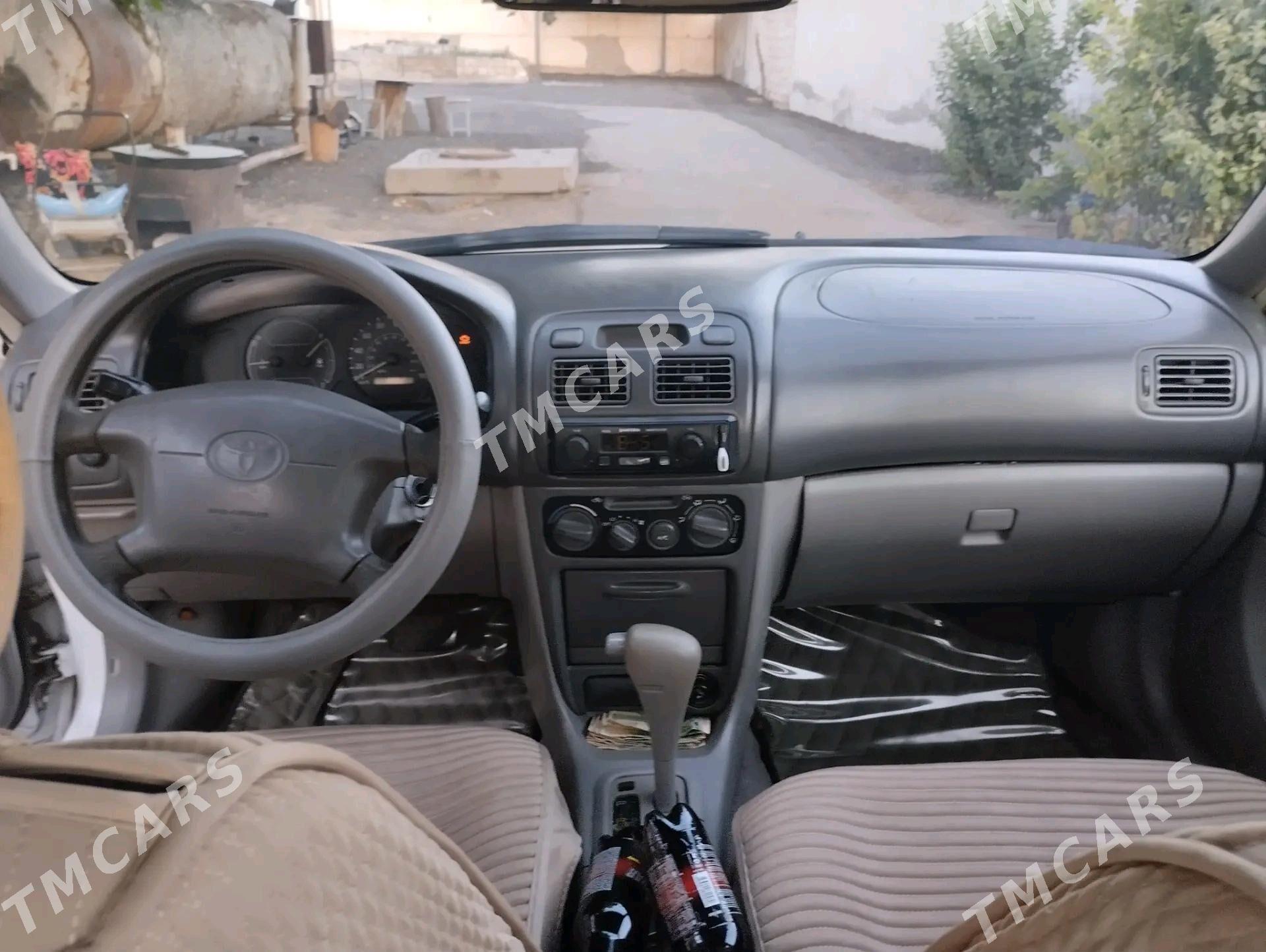 Toyota Corolla 1998 - 75 000 TMT - Туркменбаши - img 2