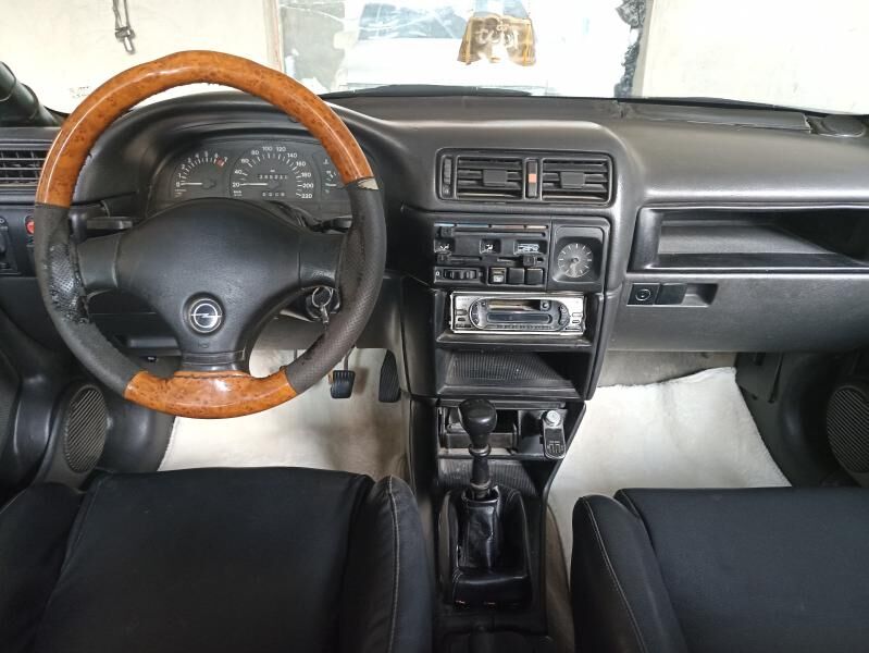 Opel Vectra 1989 - 28 000 TMT - Бахарден - img 3