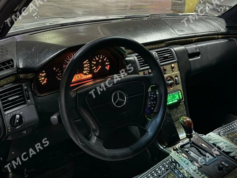 Mercedes-Benz E320 1997 - 80 000 TMT - Aşgabat - img 7